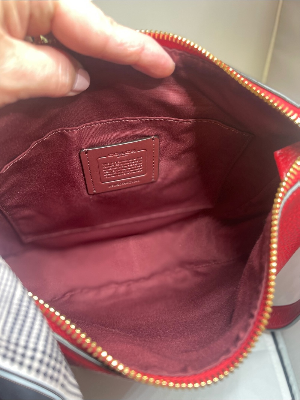 Coach Ellie File Bag in Red Pebbled Leather (C1648) - Picture 4 of 9